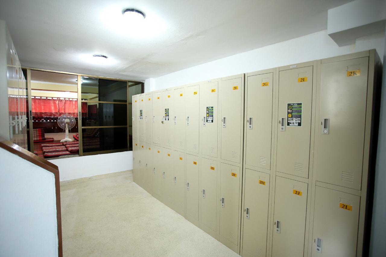 Thai Cat Hostel Бангкок Екстер'єр фото