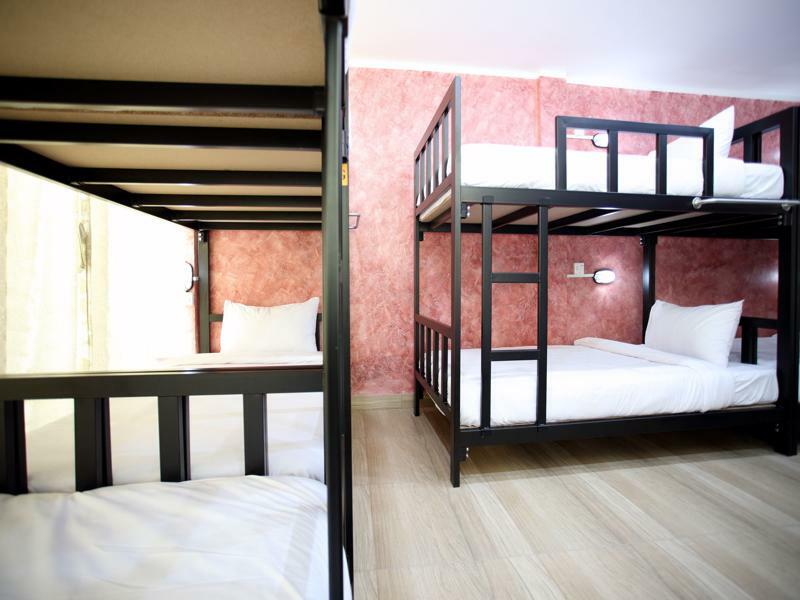 Thai Cat Hostel Бангкок Екстер'єр фото
