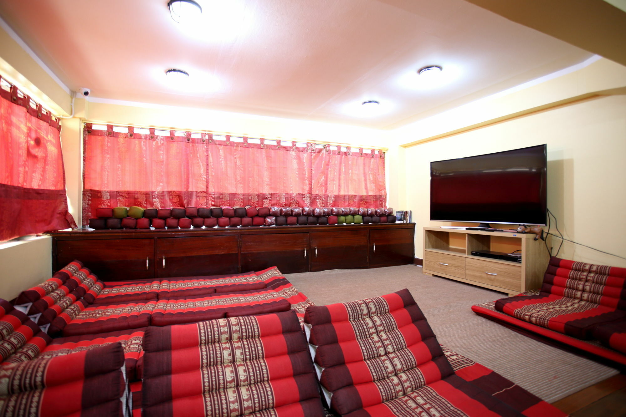 Thai Cat Hostel Бангкок Екстер'єр фото