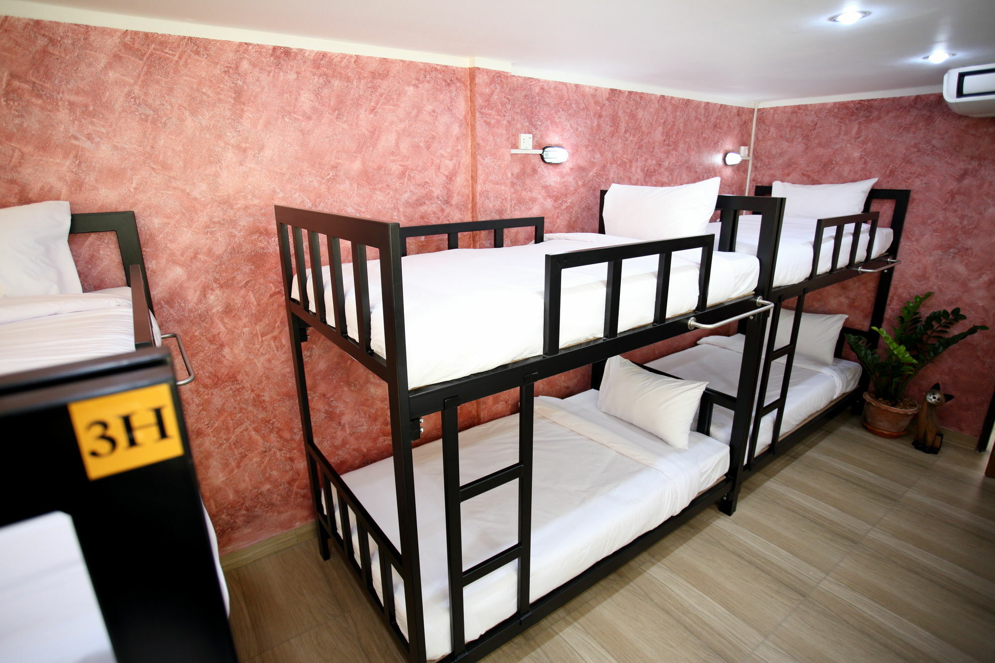 Thai Cat Hostel Бангкок Екстер'єр фото